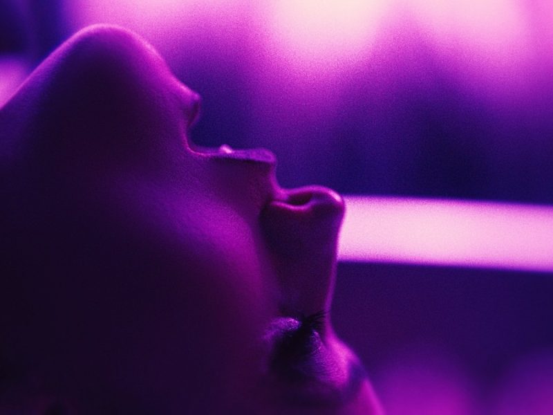 TOUCH ME-SUNDANCE